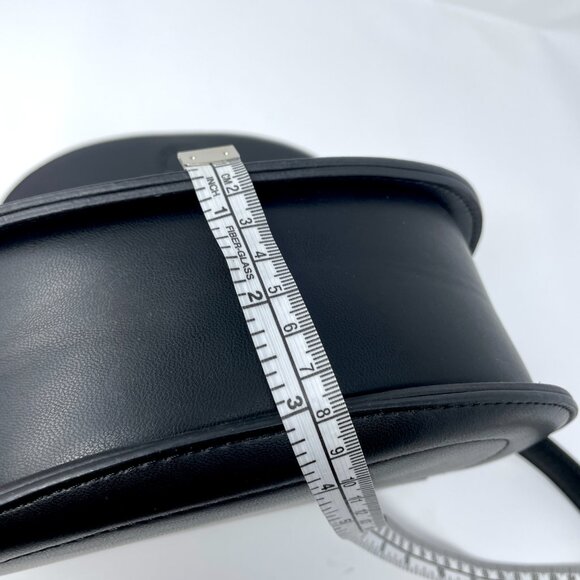 Uniqlo Saddle Shoulder Bag 2021, Crossbody Imitation Leather - Picture 11 of 16